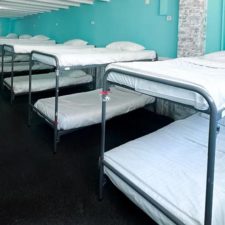 Hostel The Flying Pig Age 18 To 40