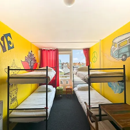 Hostel The Flying Pig Age 18 To 40 Noordwijk