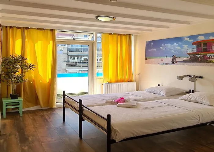 The Flying Pig Age 18 To 40 * נורדוויק