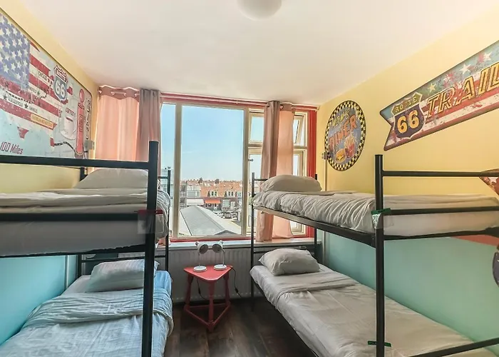 The Flying Pig Age 18 To 40 ノールトウェイク