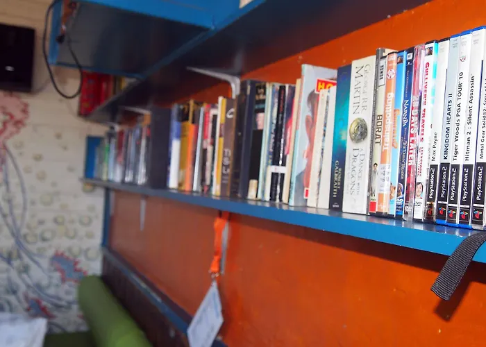 The Flying Pig Age 18 To 40 * ノールトウェイク