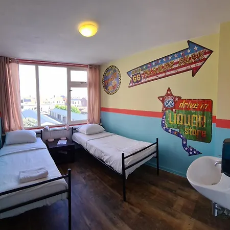 The Flying Pig Age 18 To 40 Noordwijk