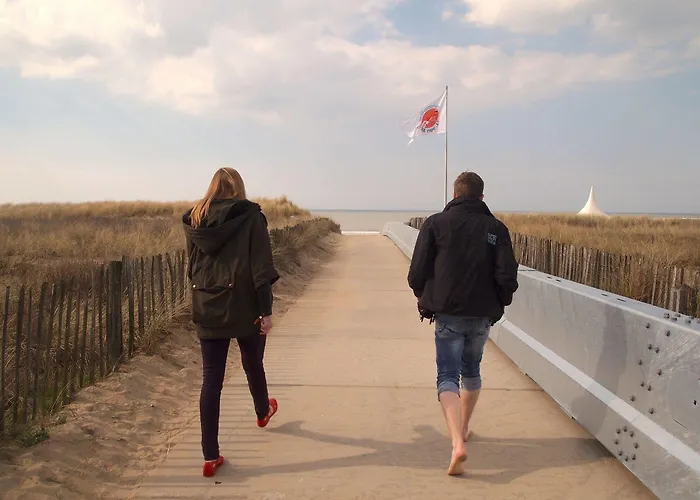 The Flying Pig Age 18 To 40 * Noordwijk